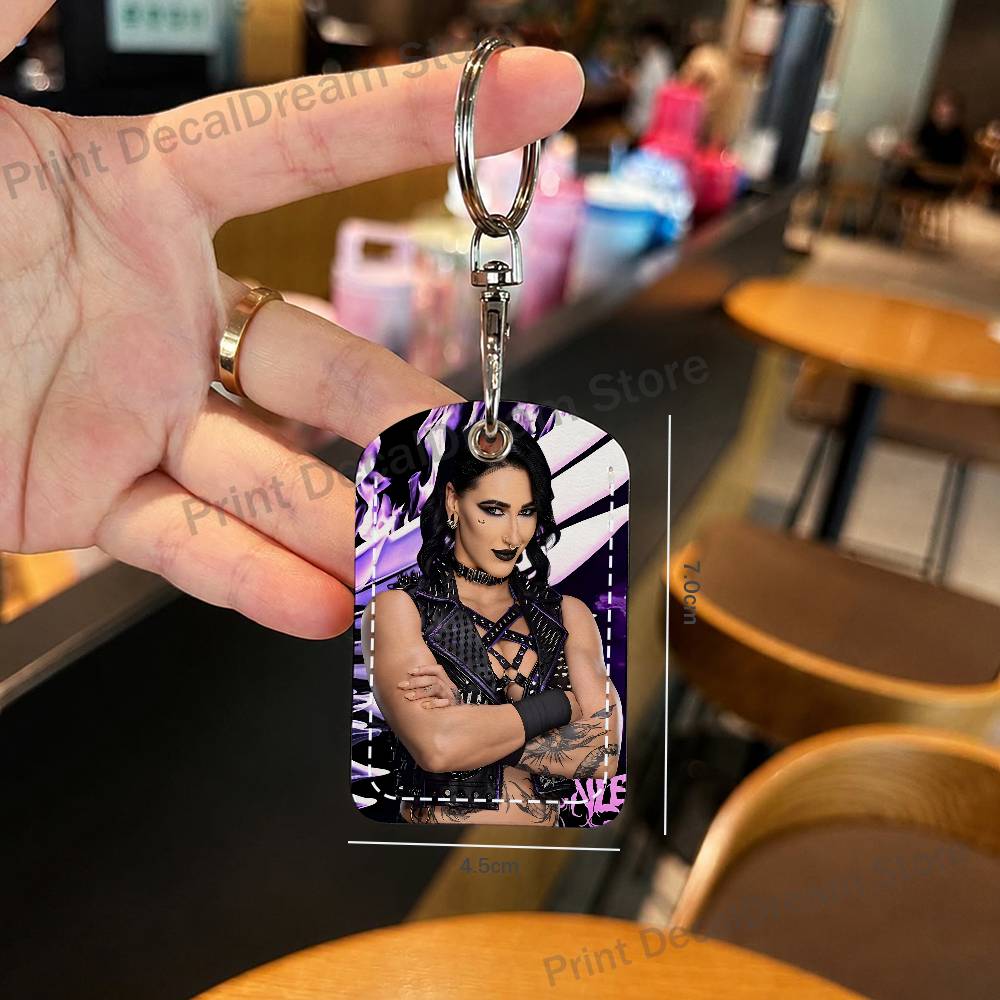 R-Rhea Ripley Llavero Porta Ta - Leatherwork Keychain reseña y precio
